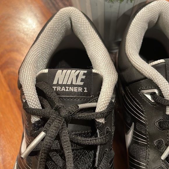 Nike Trainer 1 2010 Rare ( Brand New) mens Silver & Black Sneakers.NWOT - Picture 8 of 16